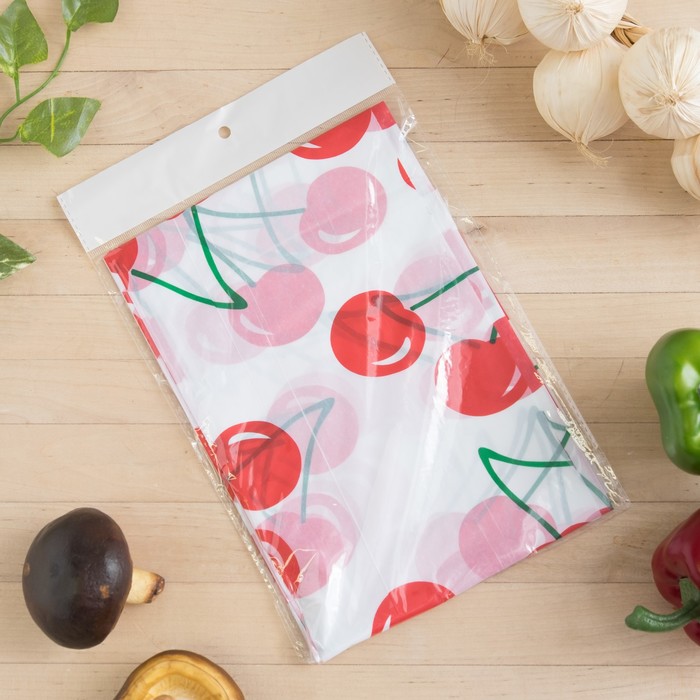 Скатерть для дачи Хозяюшка Вишня 160×160 см