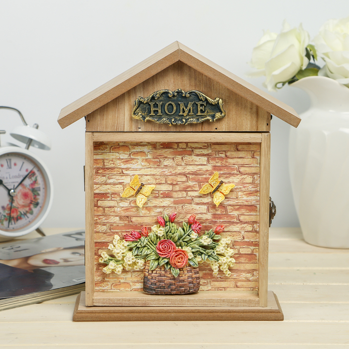 Ключница дерево 6 крючков домик "Корзина с цветами" 26х22х7,5 см