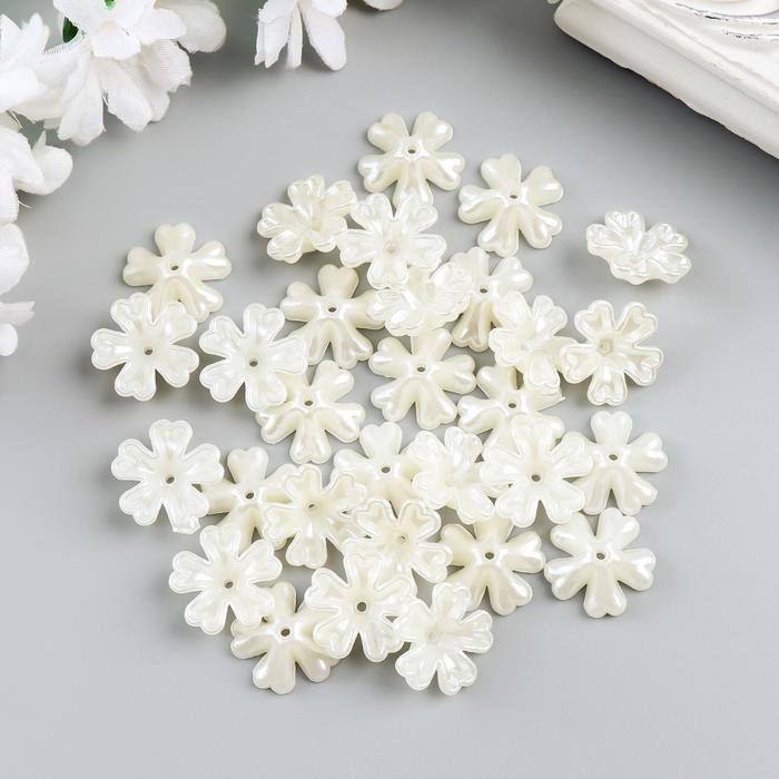 Декор для творчества пластик "Цветок из сердечек" жемчужный набор 30 шт 1,6х1,6 см