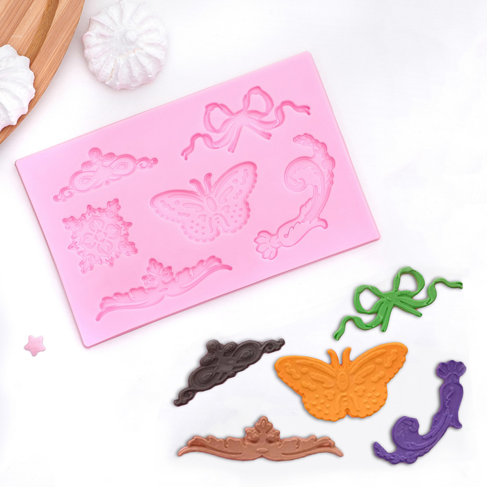 Молд 13,5х8,5х0,5 см "Бабочка и украшения"