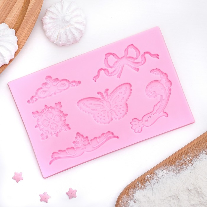 Молд 13,5х8,5х0,5 см "Бабочка и украшения"