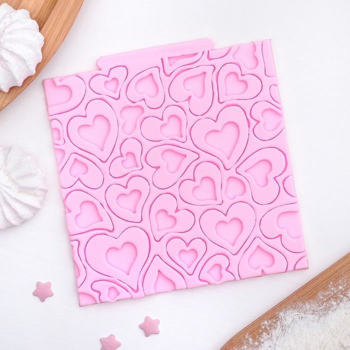 Молд 10,5х10,5х0,5 см "Сердечные дела"