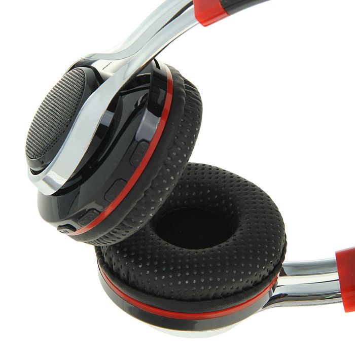 Беспроводн. гарнитура Qumo Freedom Slyle,bluetooth 4.2,до 4.5ч в реж.разговора,чёрн. УЦЕНКА