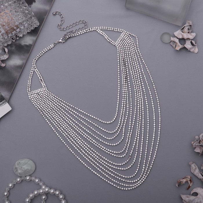 Колье со стразами "Симфония" каскад из нитей, цвет белый в серебре