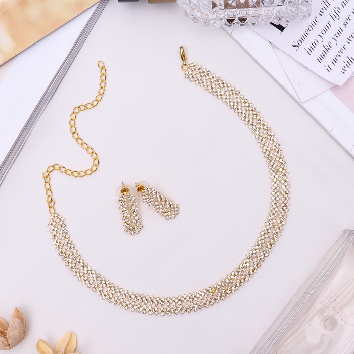 Набор 2 предмета: серьги, чокер "Яркий вечер", 2 ряда, цвет белый в золоте