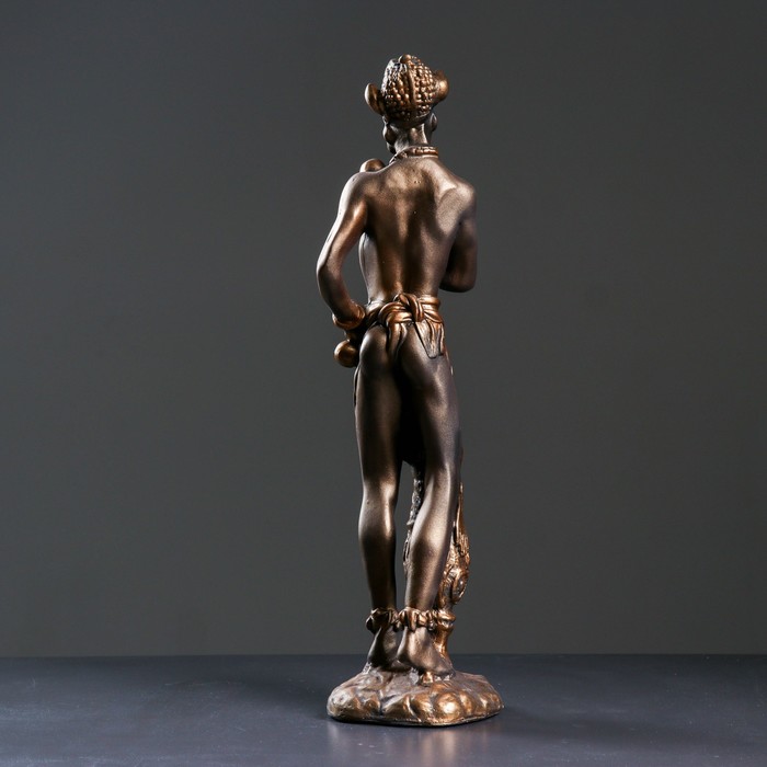 Фигура "Вождь племени" 16х18х58см, чёрное золото