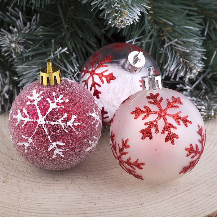 Набор шаров пластик d-5,5 см 6 шт "Иллюзия" снежинка бело-красный