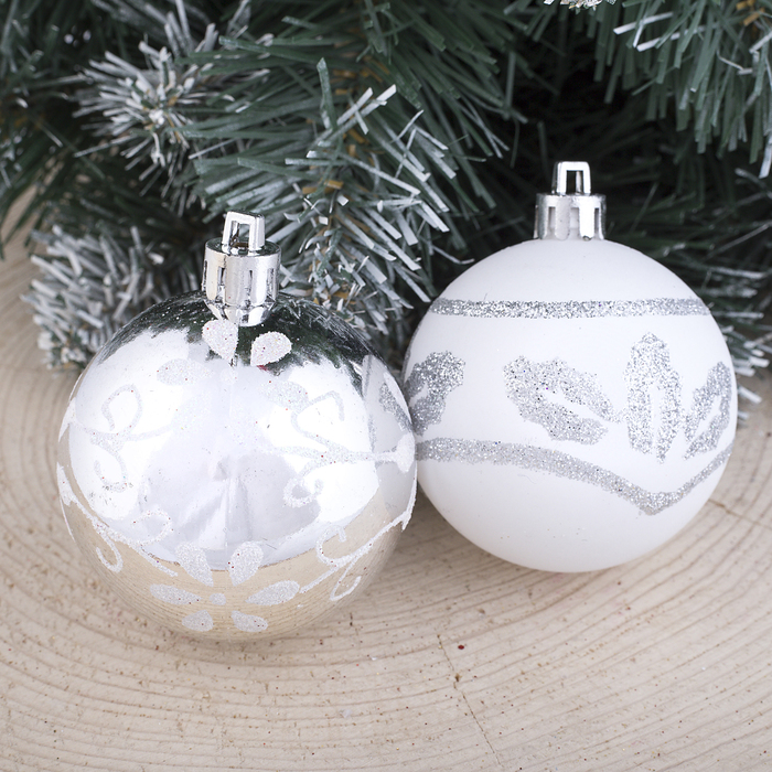 Набор шаров пластик d-5,5 см 24 шт "Белый глянец"