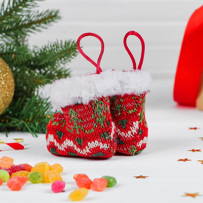 Конфетница "Сапожок" вязаный, цвет красный, вместимость 50 г