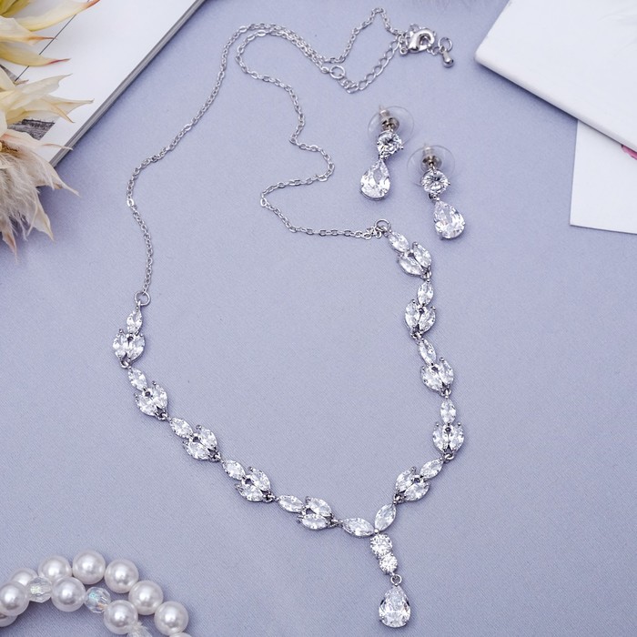 Набор 2 предмета: серьги, колье "Циркония" изумление, капелька, цвет белый в серебре, 45 см 372389