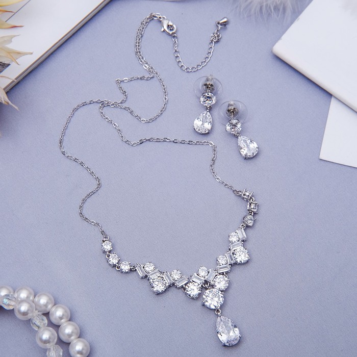 Набор 2 предмета: серьги, колье "Циркония" изумление, капля, цвет белый в серебре, 45 см