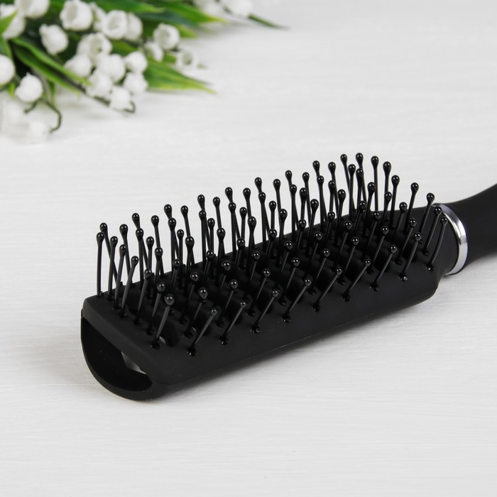 Расчёска массажная, прямоугольная, вентилируемая, прорезиненная, 23(±1)см, цвет серебряный/чёрный