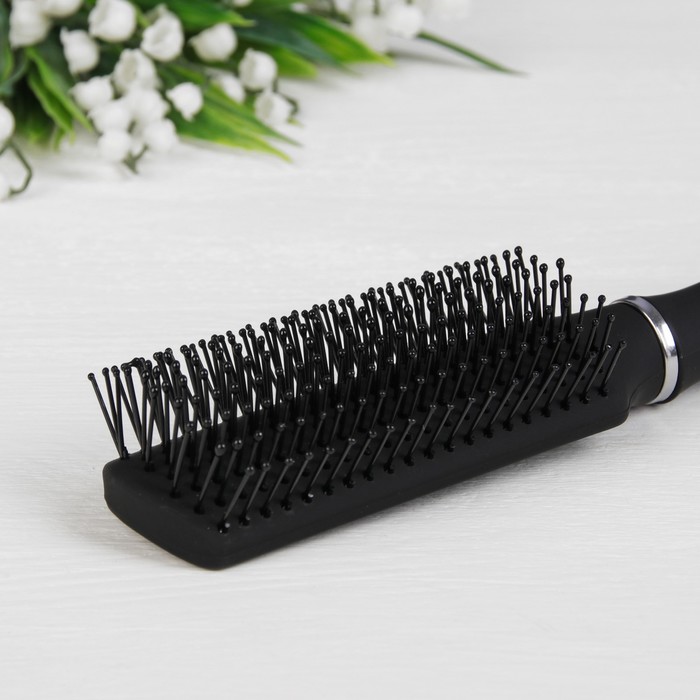 Расчёска массажная, прямоугольная, прорезиненная, 23(±1)см, цвет серебряный/чёрный