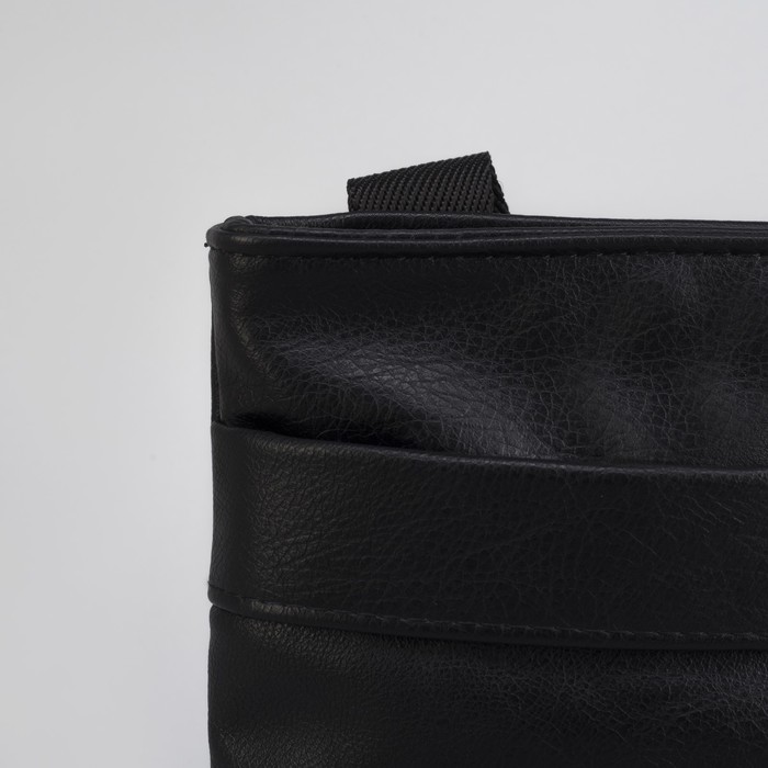 Сумка мужская, отдел на молнии, наружный карман, длинный ремень, цвет чёрный