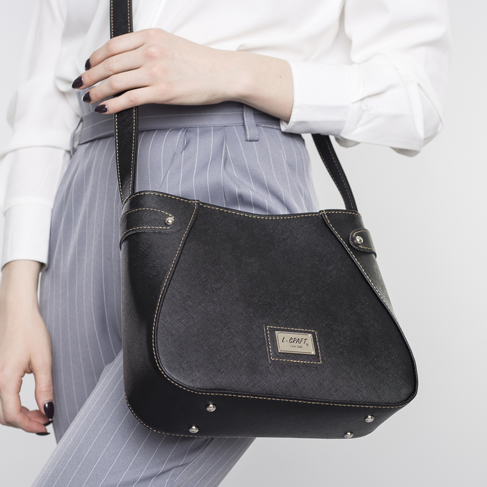 Сумка женская, 1 отдел на молнии, наружный карман, цвет чёрный