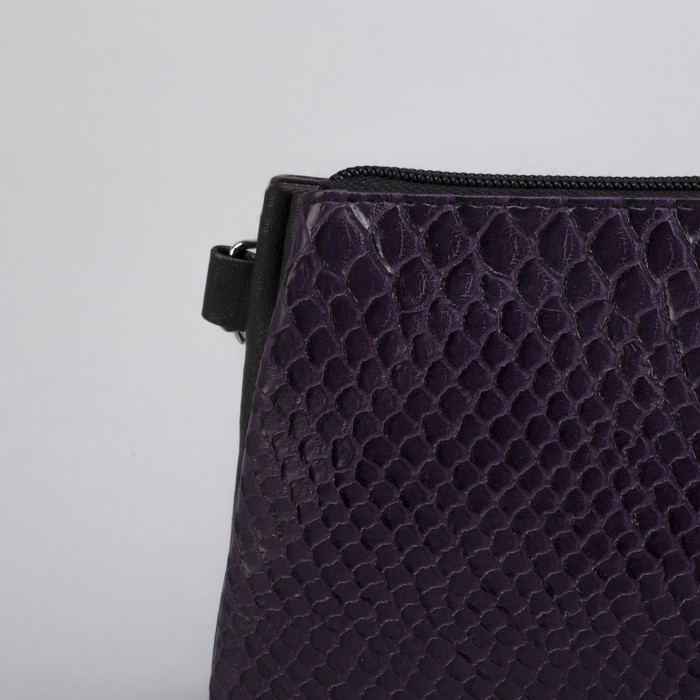 Сумка женская, отдел на молнии, наружный карман, длинный ремень, змея, цвет фиолетовый