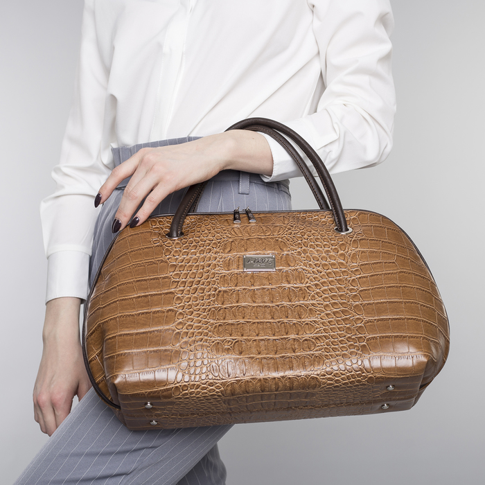 Сумка женская, отдел на молнии, наружный карман, крокодил, цвет тёмно-бежевый