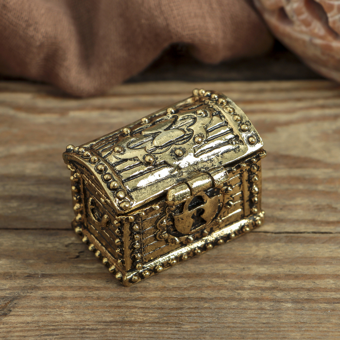 Сундук счастья с птицей счастья, 3,5 х 2,7 см