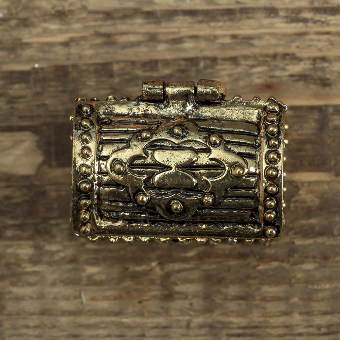 Сундук счастья с птицей счастья, 3,5 х 2,7 см