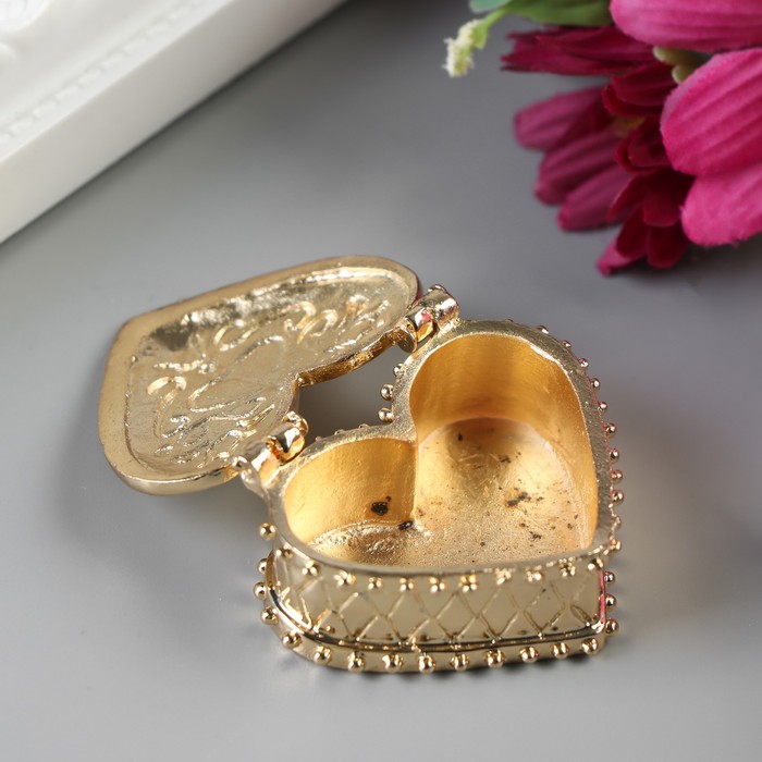 Любовный сундук с парой голубей 3,5 х 2,7 см