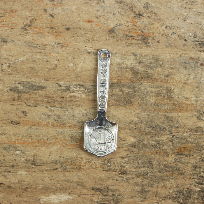 Денежный сундук с лопаткой богатства , 3,5 х 2,7 см