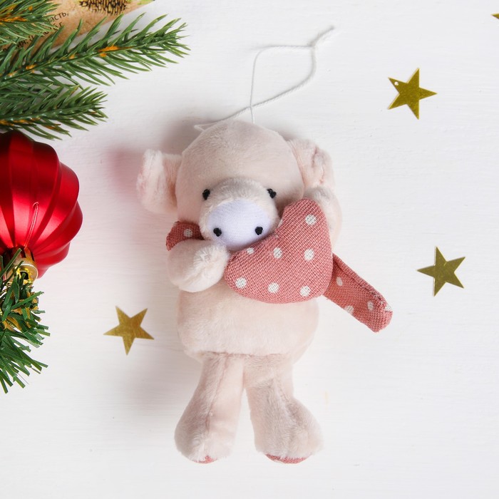 Мягкая игрушка-подвеска "Свинка шарф в и сердечко в горошек" цвета МИКС