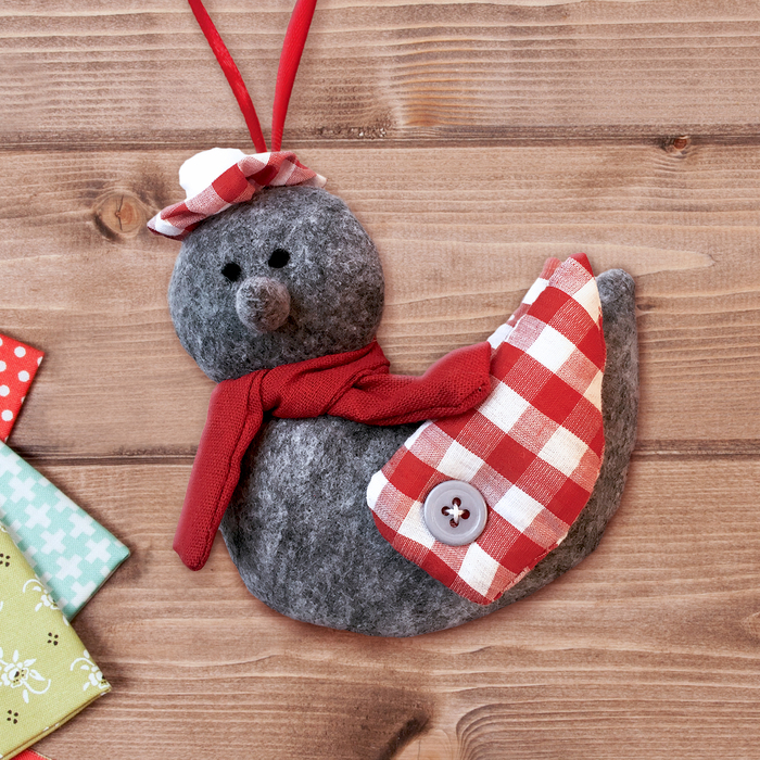 Набор для создания подвесной игрушки из фетра "Птичка"