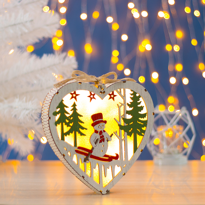 Фигура деревянная "Сердце Снеговик", 19х19х3.5 см, 2*AA (не в компл.) 5 LED, белое