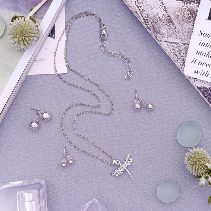 Гарнитур 4 предмета: серьги (3 пары), кулон "Стрекоза", цвет белый в серебре, 45 см