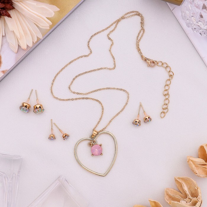Гарнитур 4 предмета: серьги (3 пары), кулон "Сердце", цвет розовый в золоте, 45 см