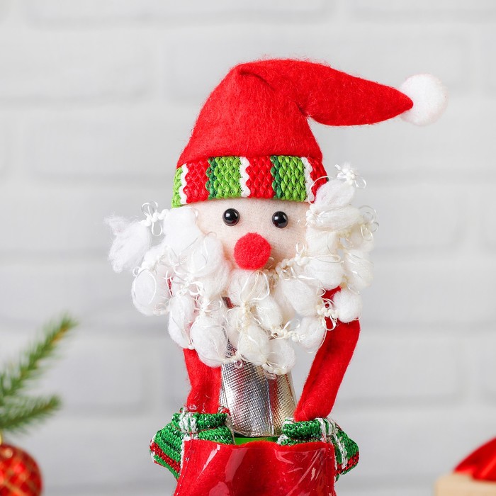 Одежда на бутылку "Дед Мороз" с конвертиком для пожеланий