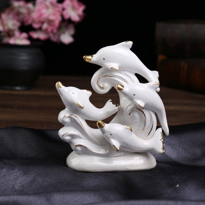 Сувенир керамика &quot;Четыре белых дельфина&quot; 14х12х6,5 см