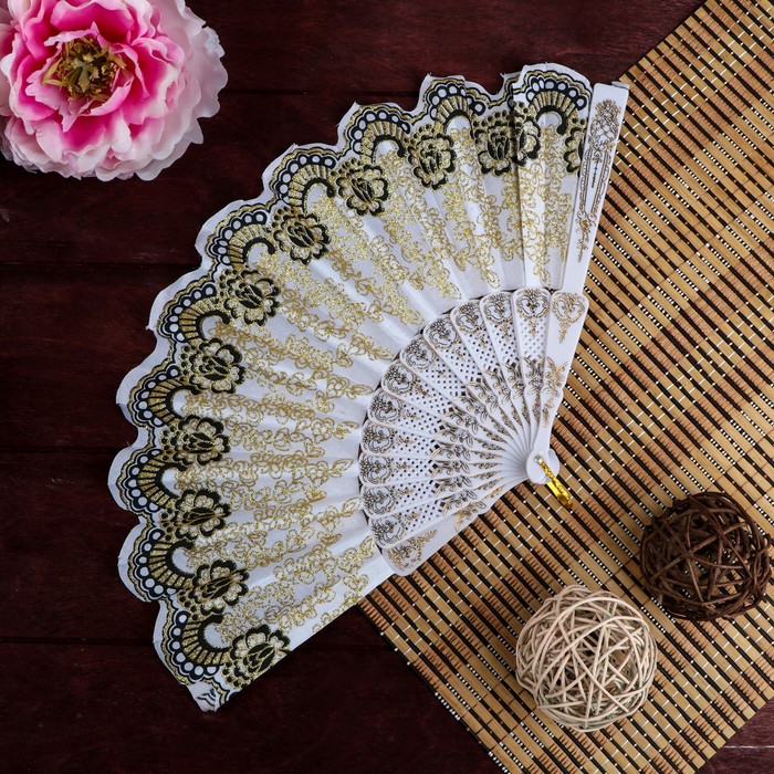 Веер пластик, текстиль "Цветы с золотом на белом" МИКС 23 см