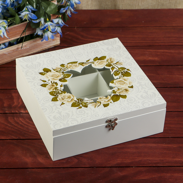 Шкатулка дерево с делениями "Чайные розы" 8х24х24 см