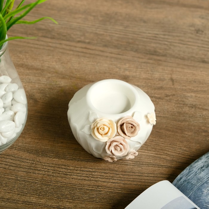 Подсвечник керамика на 1 свечу "Розы" МИКС 6х9,5х9 см