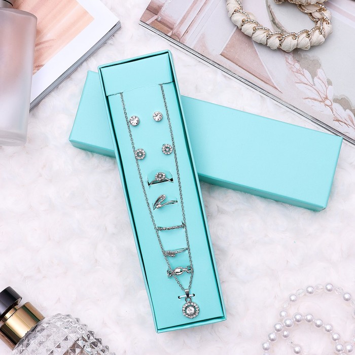 Набор 8 предметов: серьги (2 пары), кольцо (5 шт), кулон "Круг", цвет белый в серебре