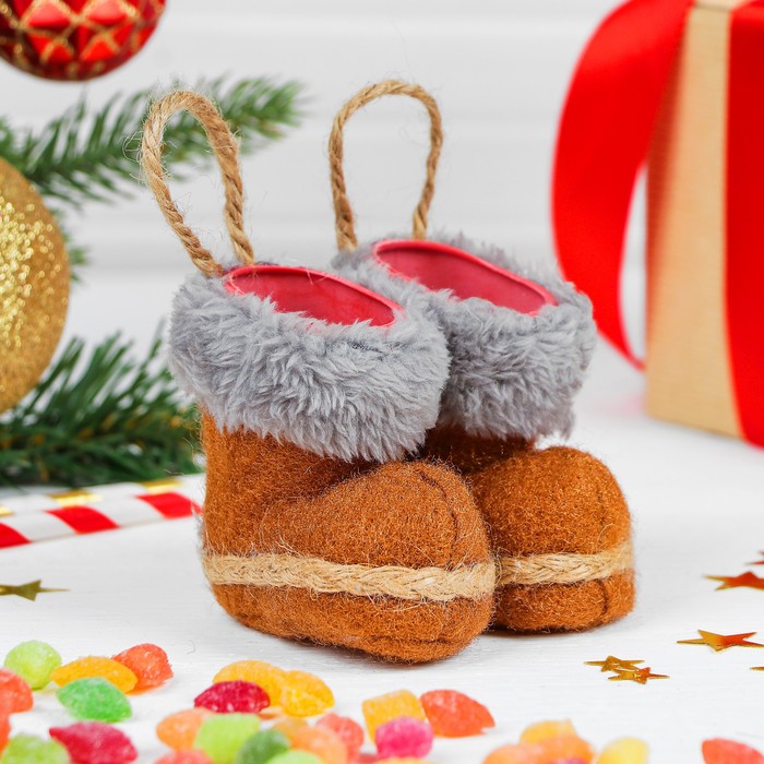 Конфетница "Сапожок" коричневый с узором, вместимость 50 г