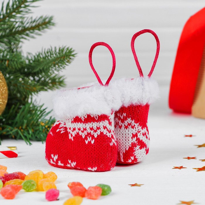 Конфетница "Сапожок" красный с узором, вместимость 50 г