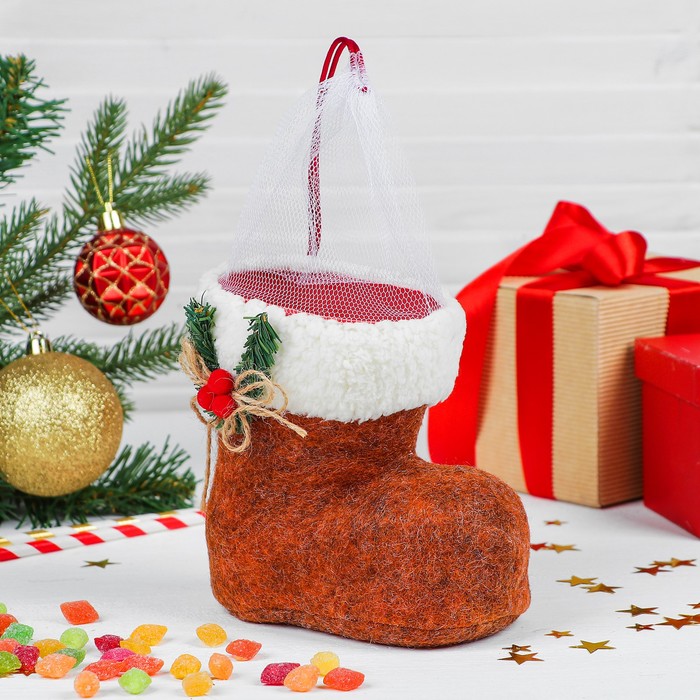 Конфетница "Сапожок" с веточкой, на завязке, цвет оранжевый, вместимость 400 г