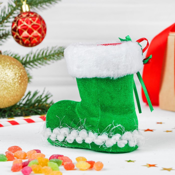 Конфетница "Сапожок" остролист на меховой опушке, цвет зелёный, вместимость 300 г