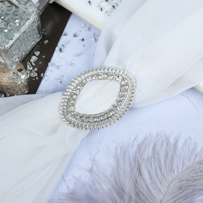 Пряжка для платка "Эллипс", цвет белый в золоте