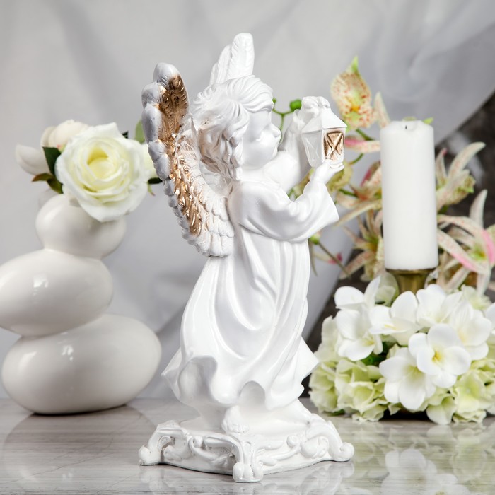 Статуэтка "Ангел с фонарём" позолота