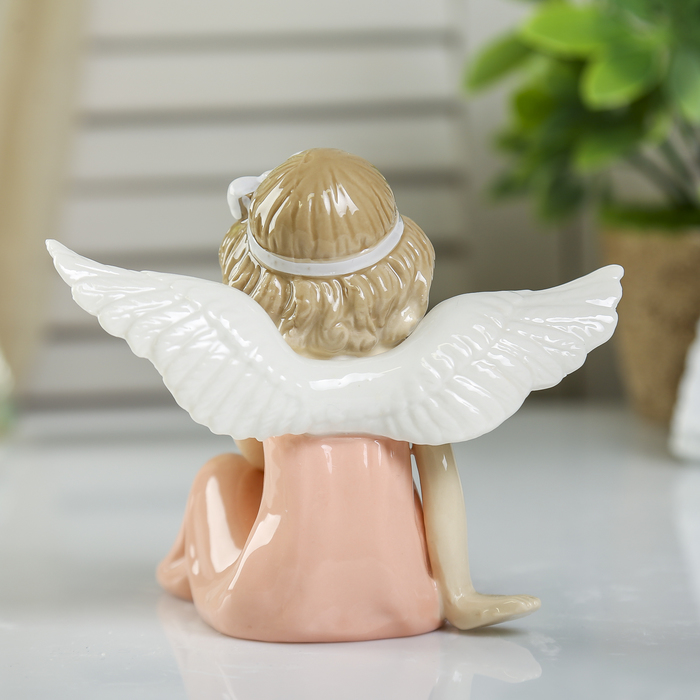 Сувенир керамика "Девочка-ангел в цветном платье сидит" МИКС 11,7х14,3х12 см