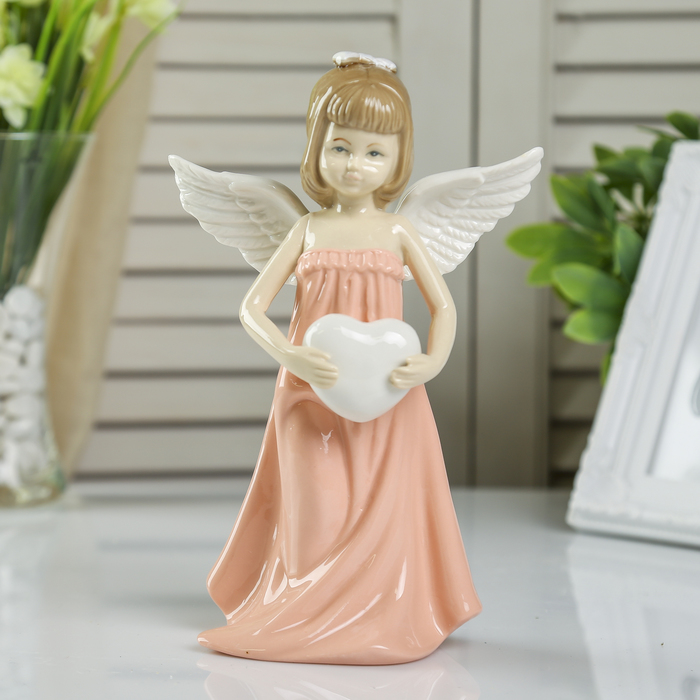 Сувенир керамика "Девочка-ангел в цветном платье с сердцем" МИКС 21,3х14х8 см
