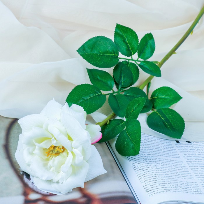 Цветы искусственные "Роза Стамэн Стар" 11*66 см, белый