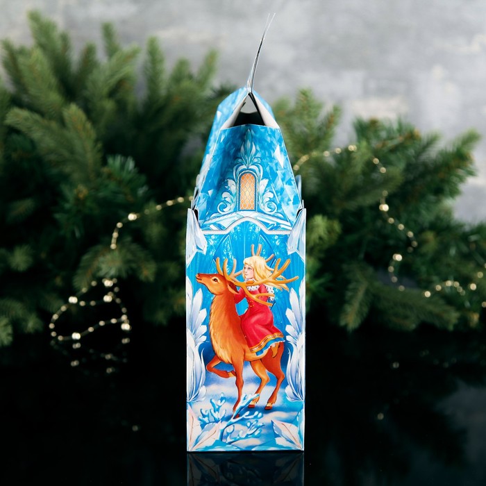 Коробка подарочная "Снежная королева", замок малый, 14.6 х 8.2 х 32 см