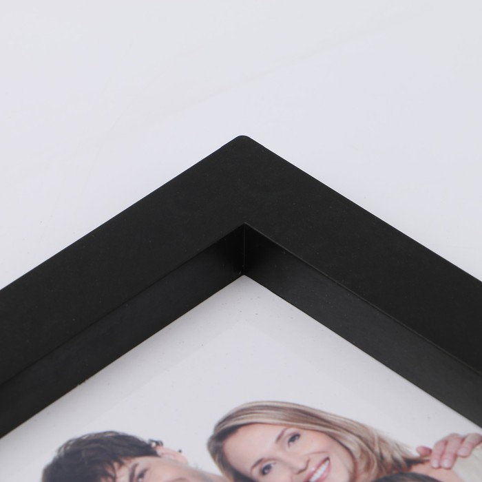 Фоторамка пластик на 4 фото 10х15 см "Семья. Сердечки" чёрная 29,5х46,5 см