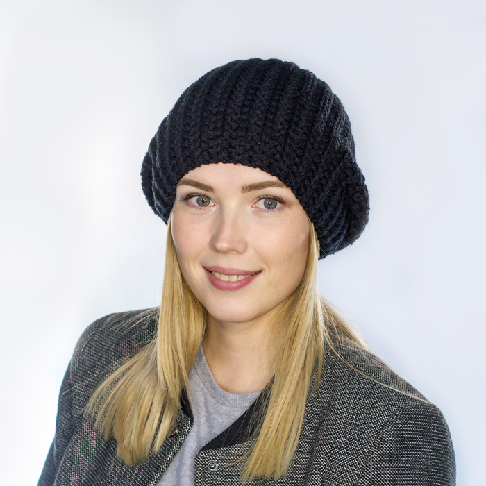 Шапка женская "ХОЛЛИ" 825401 цвет чёрный, р-р 56-58