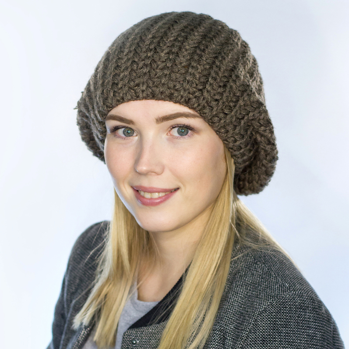 Шапка женская "ХОЛЛИ" 825443 цвет кофе, р-р 56-58