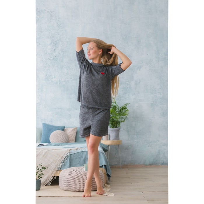 Костюм домашний с вышивкой (футболка, шорты)  р. 42-44,  Графит